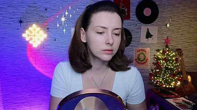 GloriaElmer online show from 01.16.25