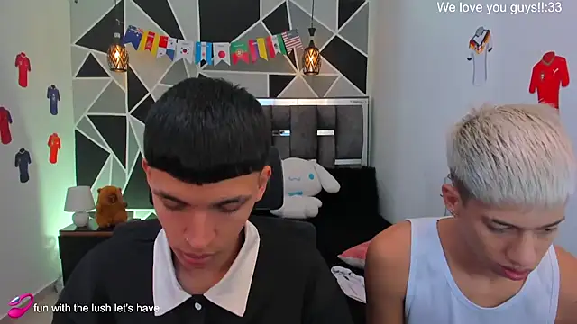 Snapshot of Juan_Nd_Steven chatting on 06.24.26 Juan Nd Steven online show from 06.24.26