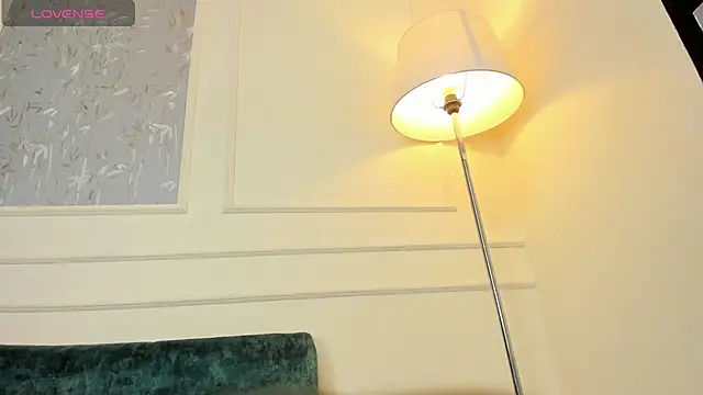 Snapshot of Lucian_Davi chatting on 03.12.25 Lucian Davi online show from 03.12.25
