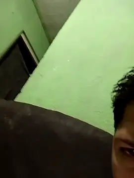 Snapshot of Alonsomadeira chatting on 12.22.25 Alonsomadeira online show from 12.22.25