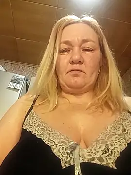 HelenaGlossX online show from 12.13.24