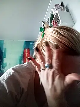 HelenaGlossX online show from 01.22.25