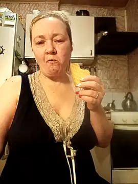 HelenaGlossX online show from 03.13.25