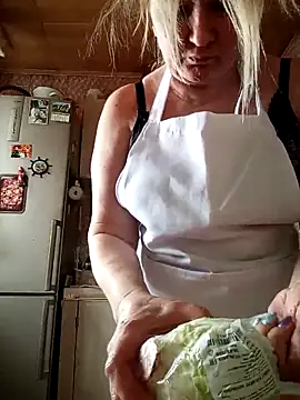 HelenaGlossX online show from 03.17.25