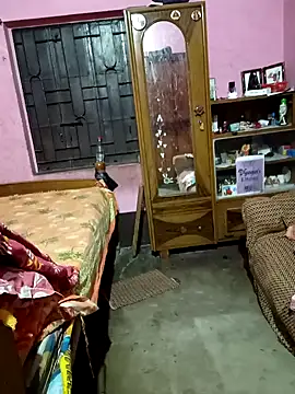 Hot Pakhi online show from 12.07.24