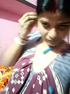 Hot Pakhi online show from 12.08.24
