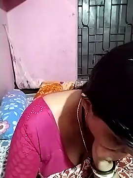 Hot Pakhi online show from 12.16.24