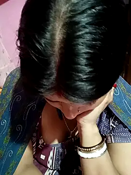 Hot Pakhi online show from 01.11.25