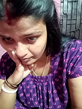 Hot Pakhi online show from 01.13.25