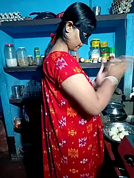 Hot Pakhi online show from 01.30.25