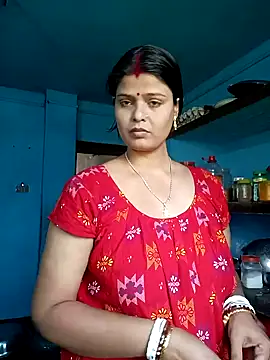 Hot Pakhi online show from 02.05.25