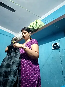 Hot Pakhi online show from 02.07.25