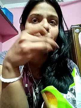 Hot Pakhi online show from 02.10.25