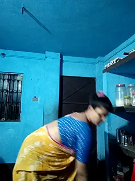 Hot Pakhi online show from 02.11.25