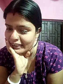 Hot Pakhi online show from 02.19.25