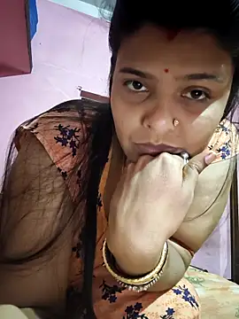 Hot Pakhi online show from 11.13.25