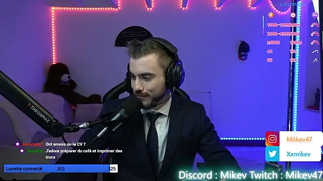 Snapshot of Mikev chatting on 09.22.25 Mikev online show from 09.22.25