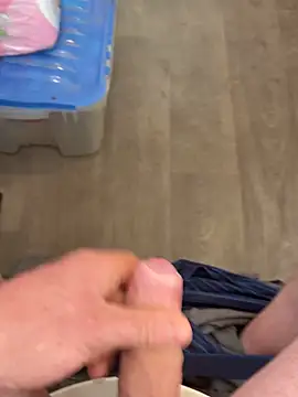 569638 online show from 04.07.26