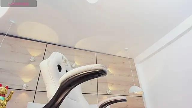 martina touss online show from 03.20.25