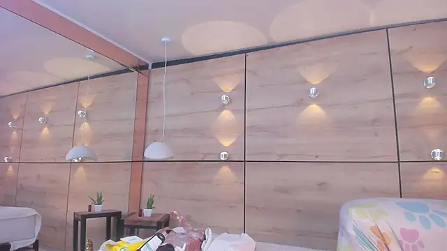 martina touss online show from 12.22.25