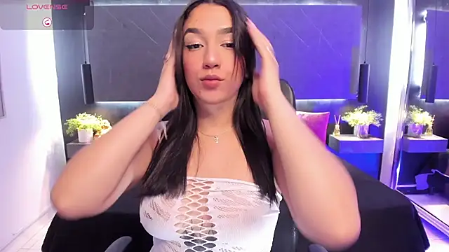 SaraaMills online show from 03.24.26