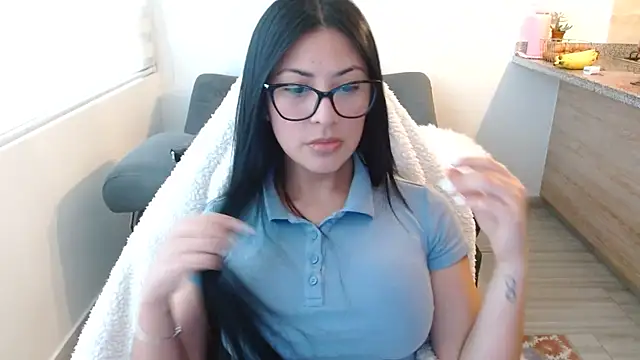 Charlotte cute18 online show from 02.10.26