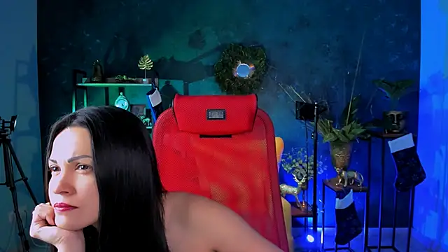 KarolinaRobinson online show from 12.27.24