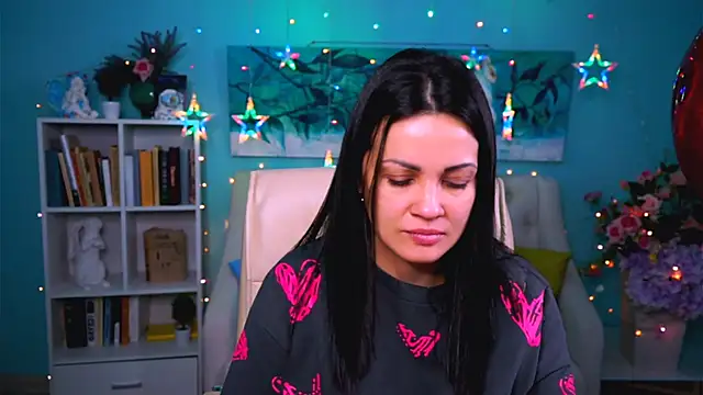 KarolinaRobinson online show from 02.14.25