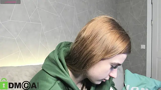 Stacey Brown online show from 12.22.25