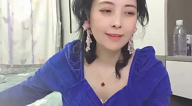 Snapshot of Hanicarrot chatting on 01.15.25 Hanicarrot online show from 01.15.25