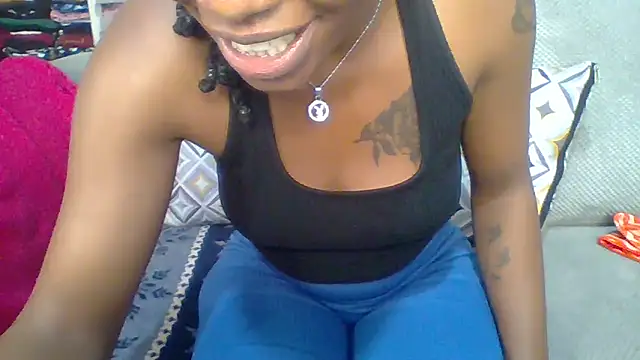 Snapshot of Petite_254 chatting on 10.14.25 Petite 254 online show from 10.14.25