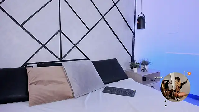 Snapshot of Natasha_Smith09 chatting on 03.06.25 Natasha Smith09 online show from 03.06.25