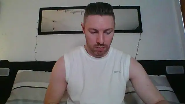 Snapshot of Fit4fun24 chatting on 09.15.25 Fit4fun24 online show from 09.15.25
