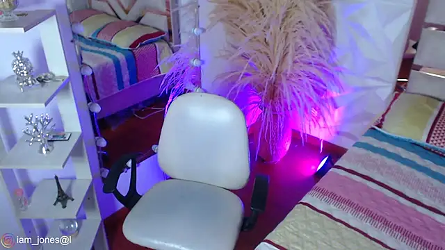 Jonesliam23 online show from 03.24.26