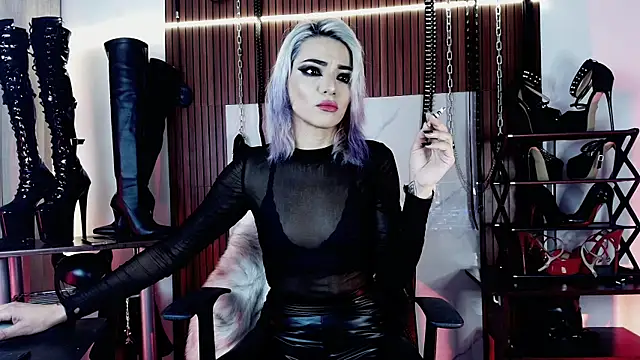 missdarklady online show from 07.28.26