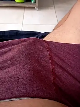 Snapshot of chesaremald1 chatting on 02.24.25 chesaremald1 online show from 02.24.25