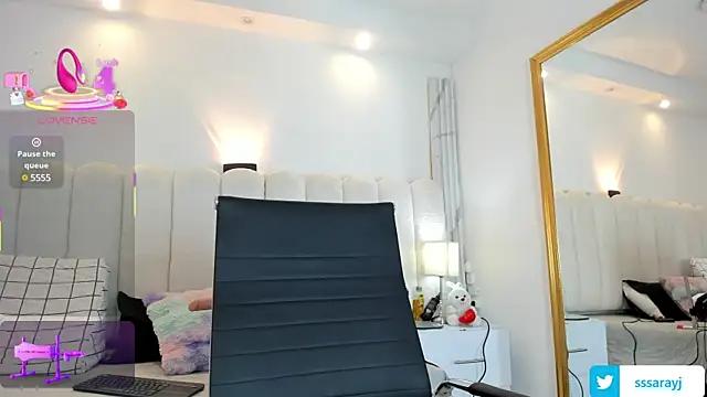 Saraycum online show from 03.12.25