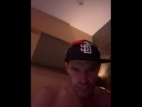 FrankieKentucky online show from 08.03.26