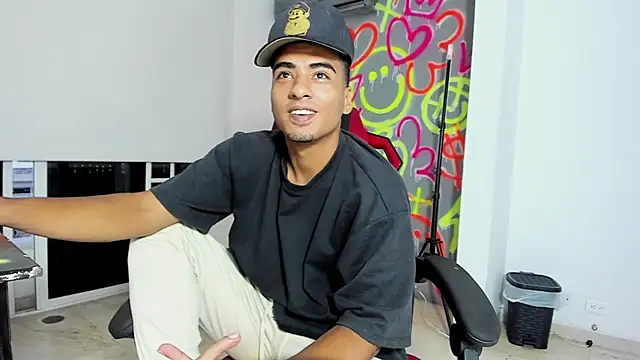 ANGEL NICOLAS online show from 12.20.25