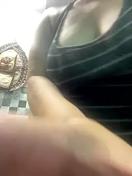 Sweeetness Milf online show from 01.17.26