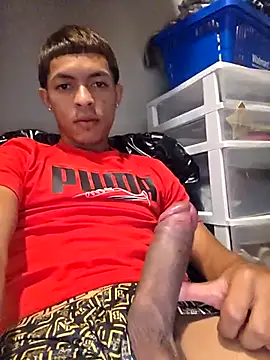 Snapshot of Yoko0381 chatting on 11.10.25 Yoko0381 online show from 11.10.25