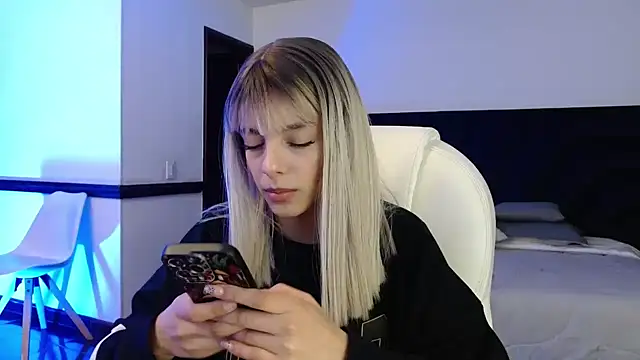 peyton golden1 online show from 04.06.26