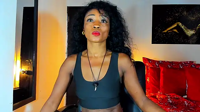 Snapshot of KimberlyBanks2 chatting on 01.05.25 KimberlyBanks2 online show from 01.05.25