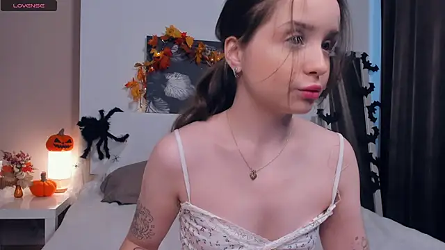 RenetTolken online show from 10.18.25