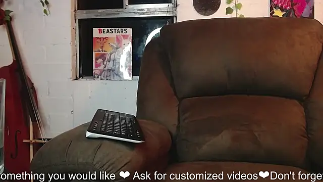 NEXT DOOR GIRL  online show from 12.27.24