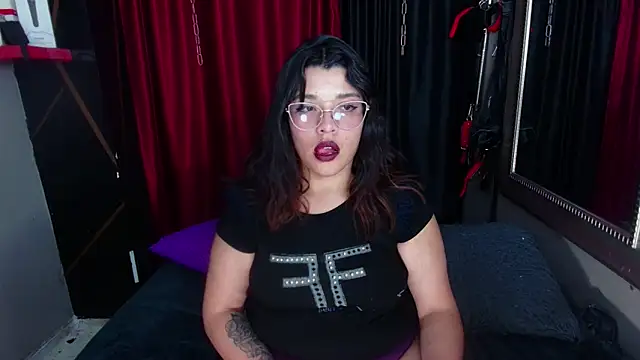 AvaLusty online show from 01.14.25