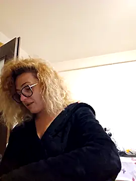 Selenna emma online show from 11.12.25