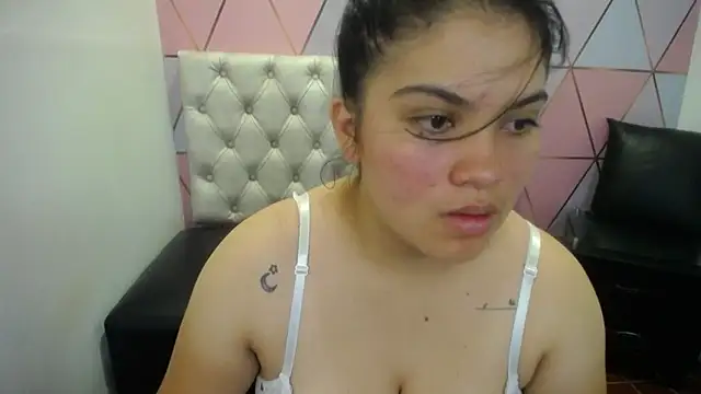 Snapshot of Marinasexxx chatting on 11.02.25 Marinasexxx online show from 11.02.25