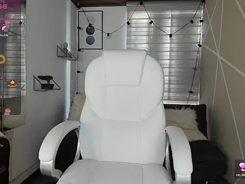 Enma  clark online show from 11.04.25