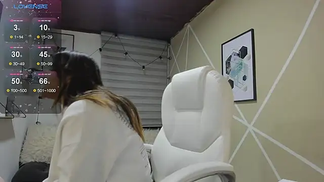 Snapshot of Enma__clark chatting on 07.07.26 Enma clark online show from 07.07.26